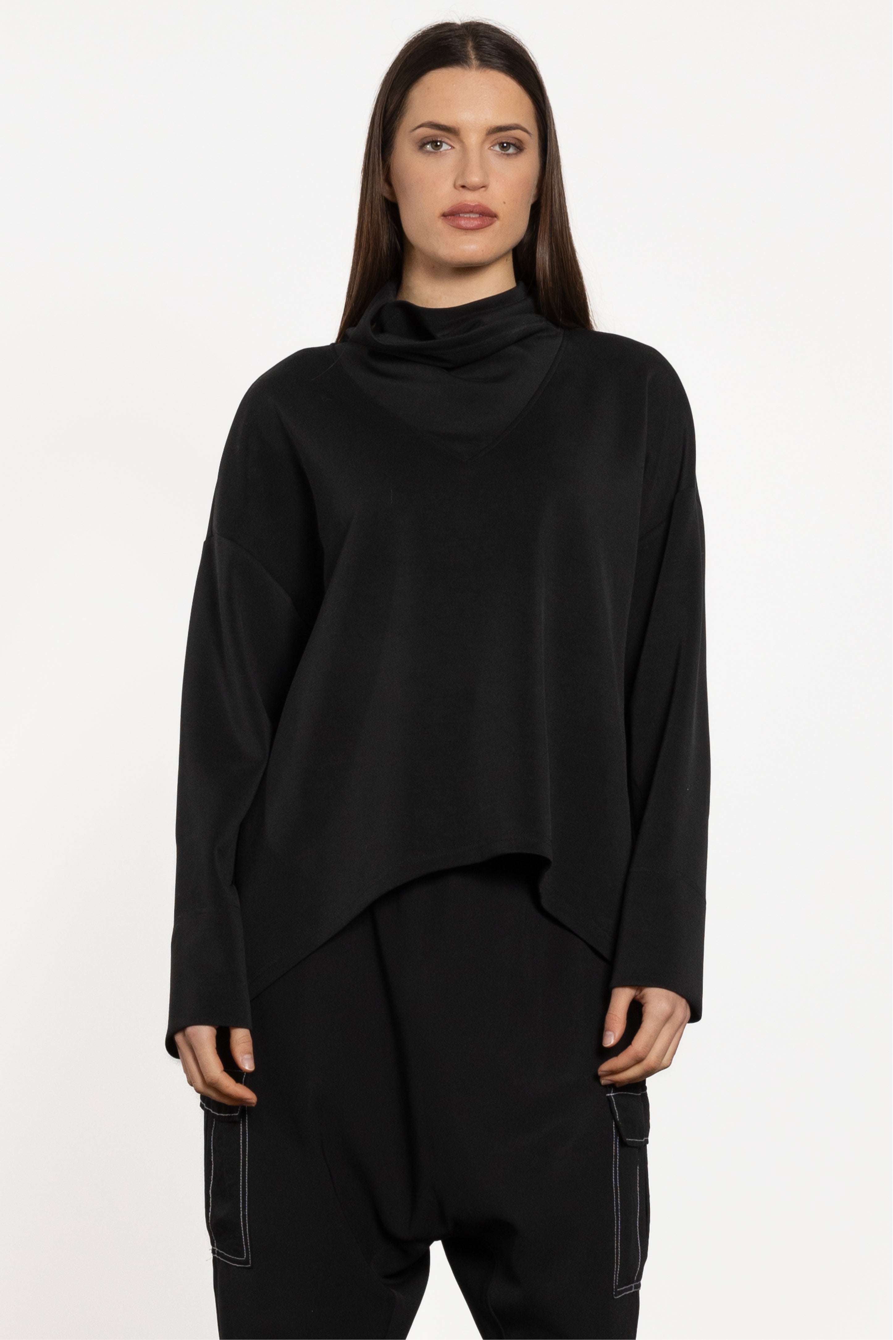 Deres Brynn/breezy tops ブラック Brynn Velvet Rhinestone Top - Black | DECJUBA