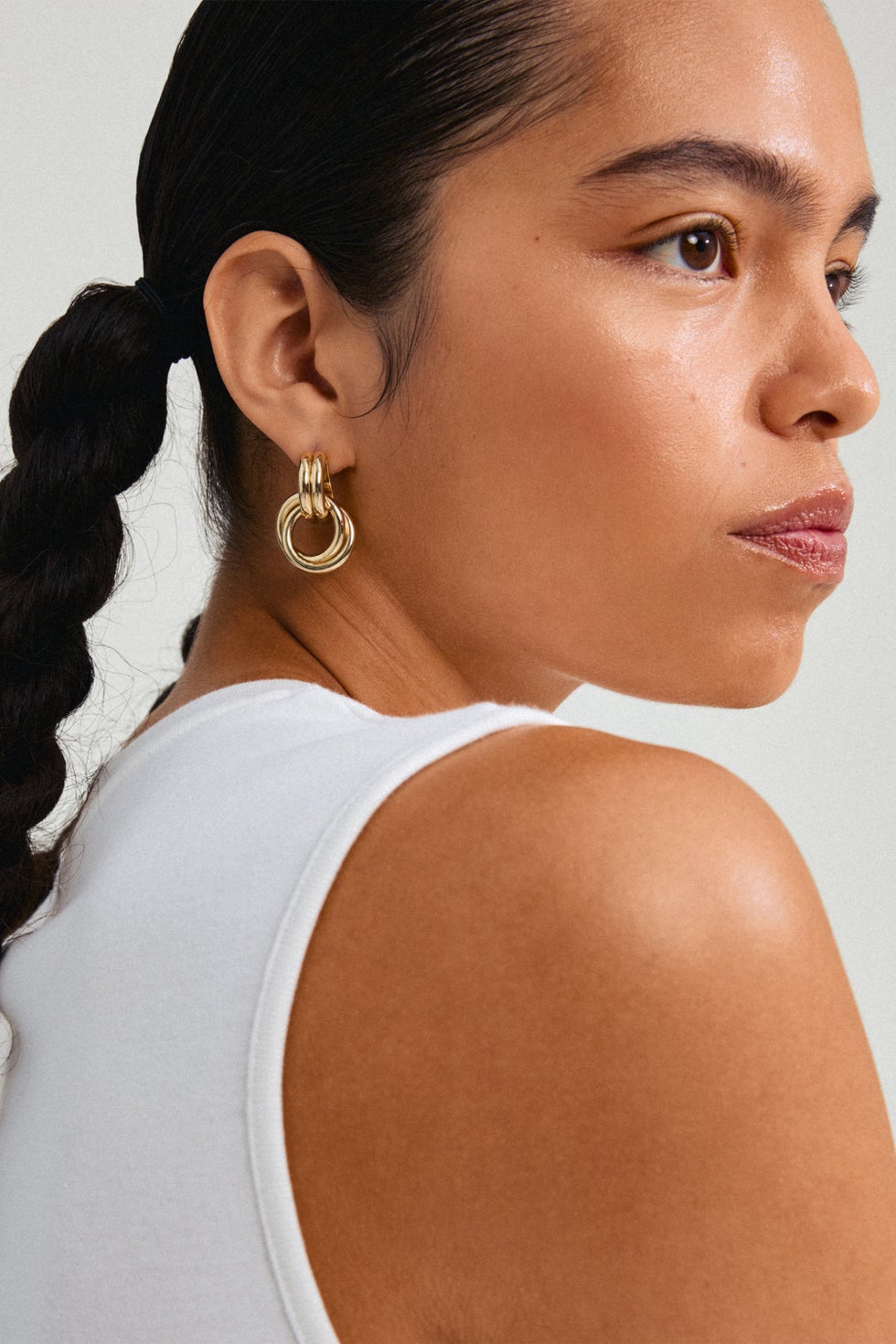 Agni Earrings in Metallic