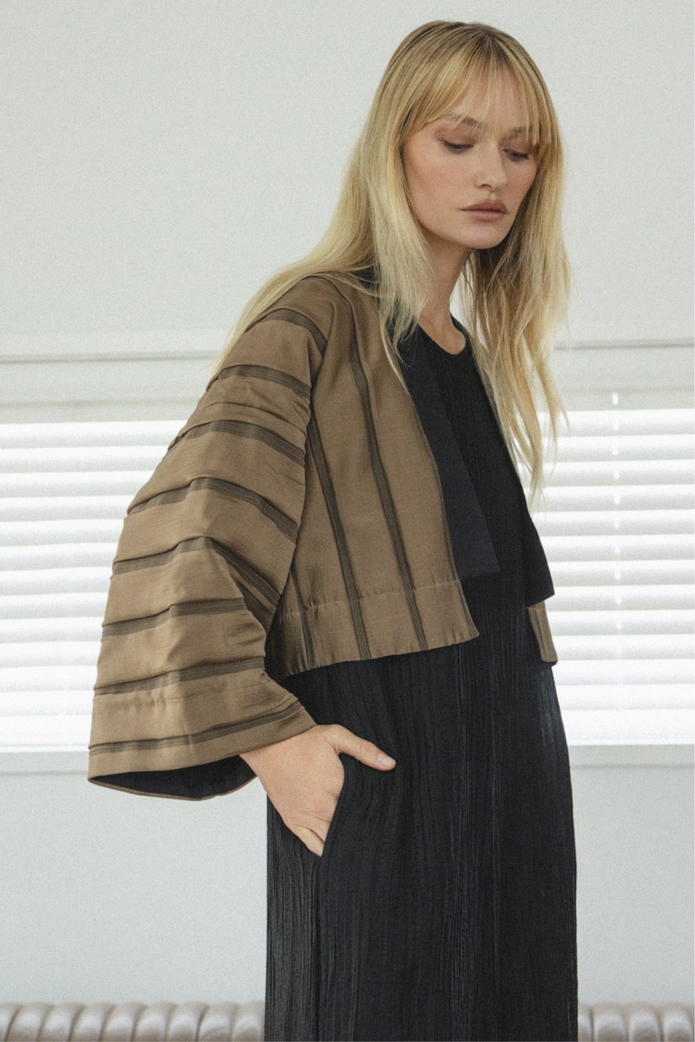 Akari Cropped Kimono in Metallic