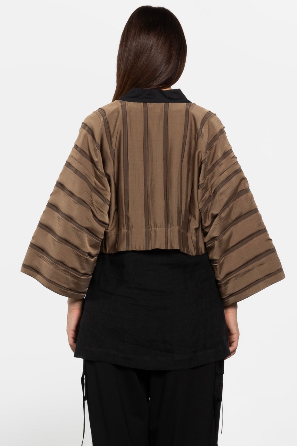 Akari Cropped Kimono in Metallic