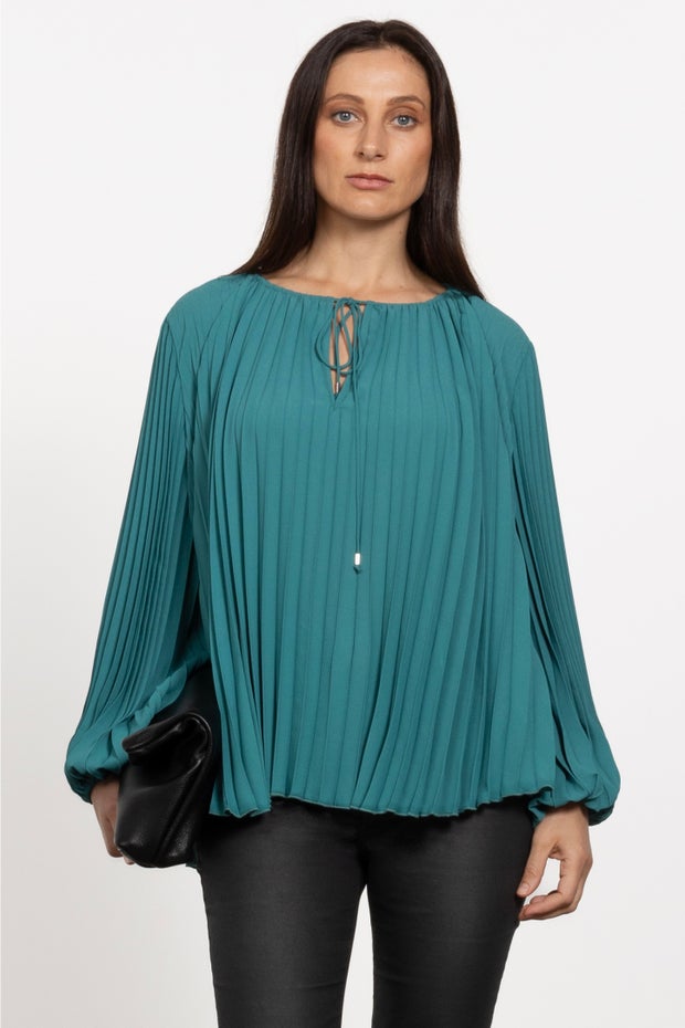 Azalea V-neck Pleated Blouse in Green