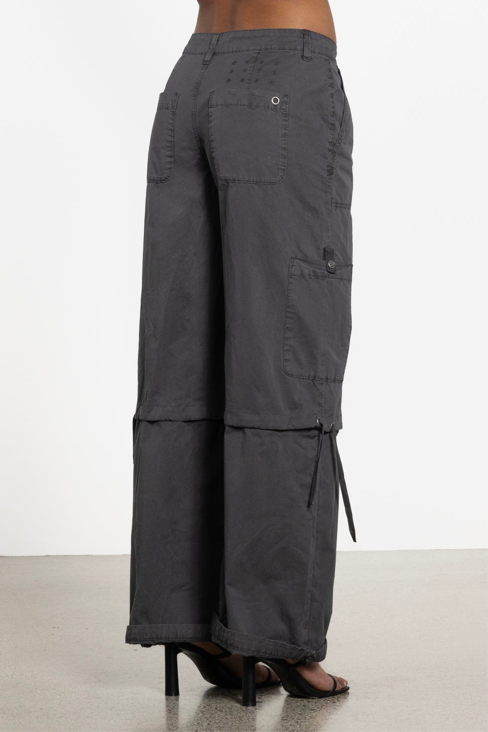 Baggy Cargo Pant in Grey