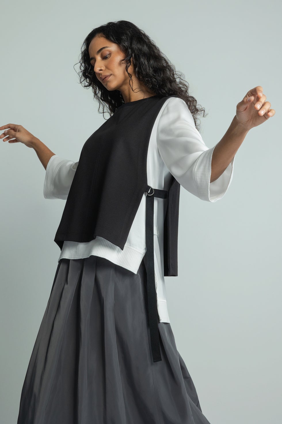 Base High-low Hem Top in White