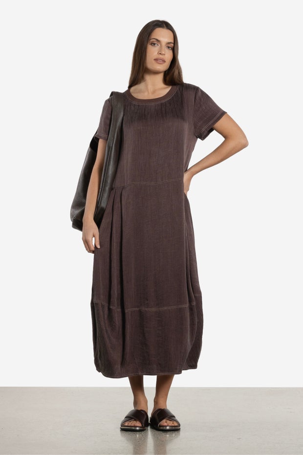 Bertie Short Sleeve Bubble Hem Dress in Brown