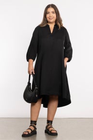 Casey Dress 3-quarter Sleeve in Black