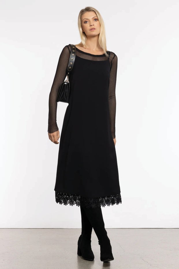 Charmed Slip in Black