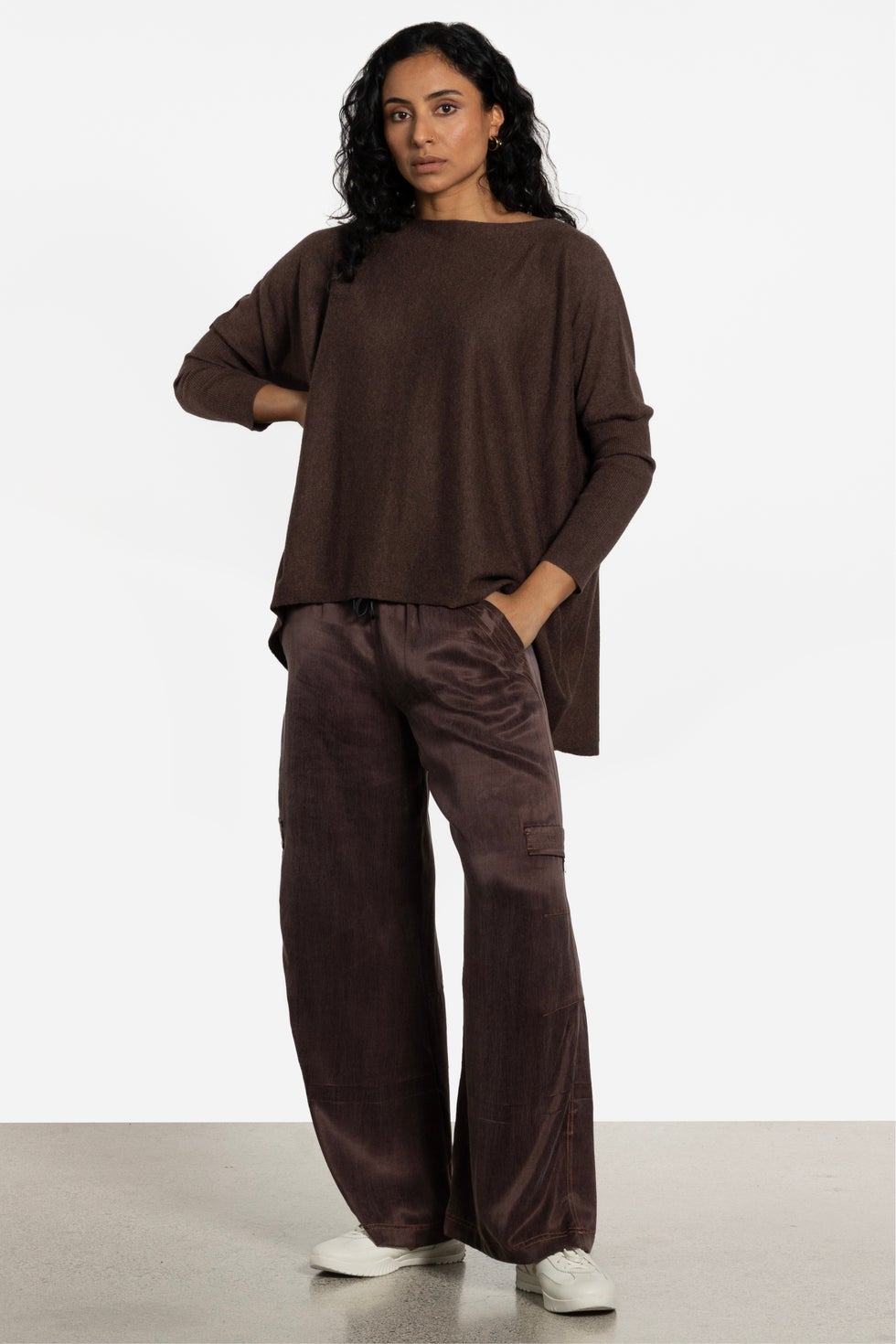 Chicago Cargo Pocket Wide Leg Pant in Brown