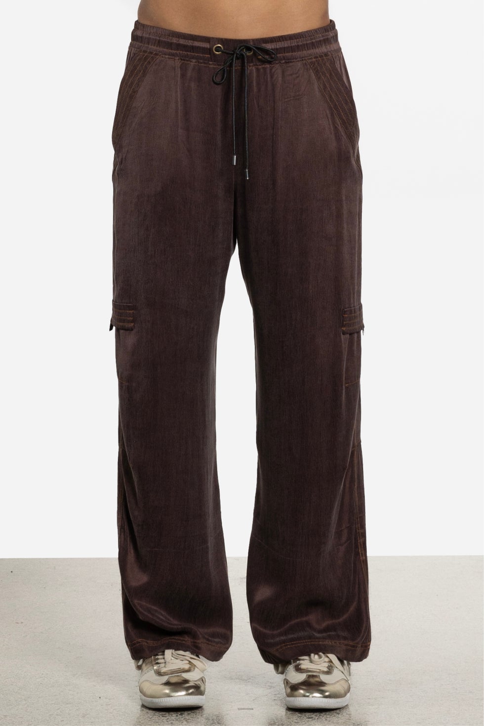 Chicago Cargo Pocket Wide Leg Pant in Brown