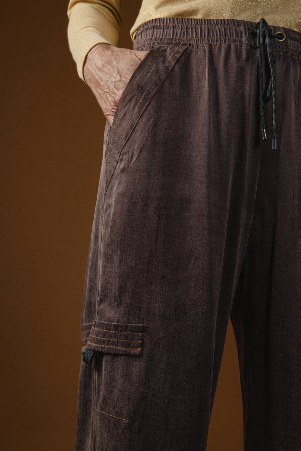 Chicago Cargo Pocket Wide Leg Pant in Brown