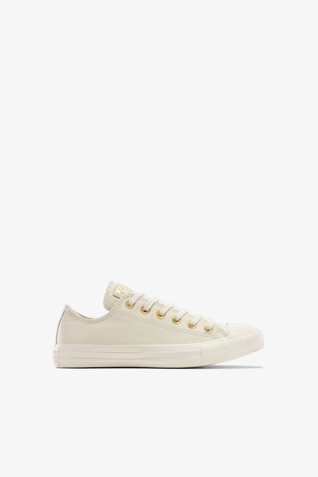Chuck Taylor All Star Leather Low Top in White