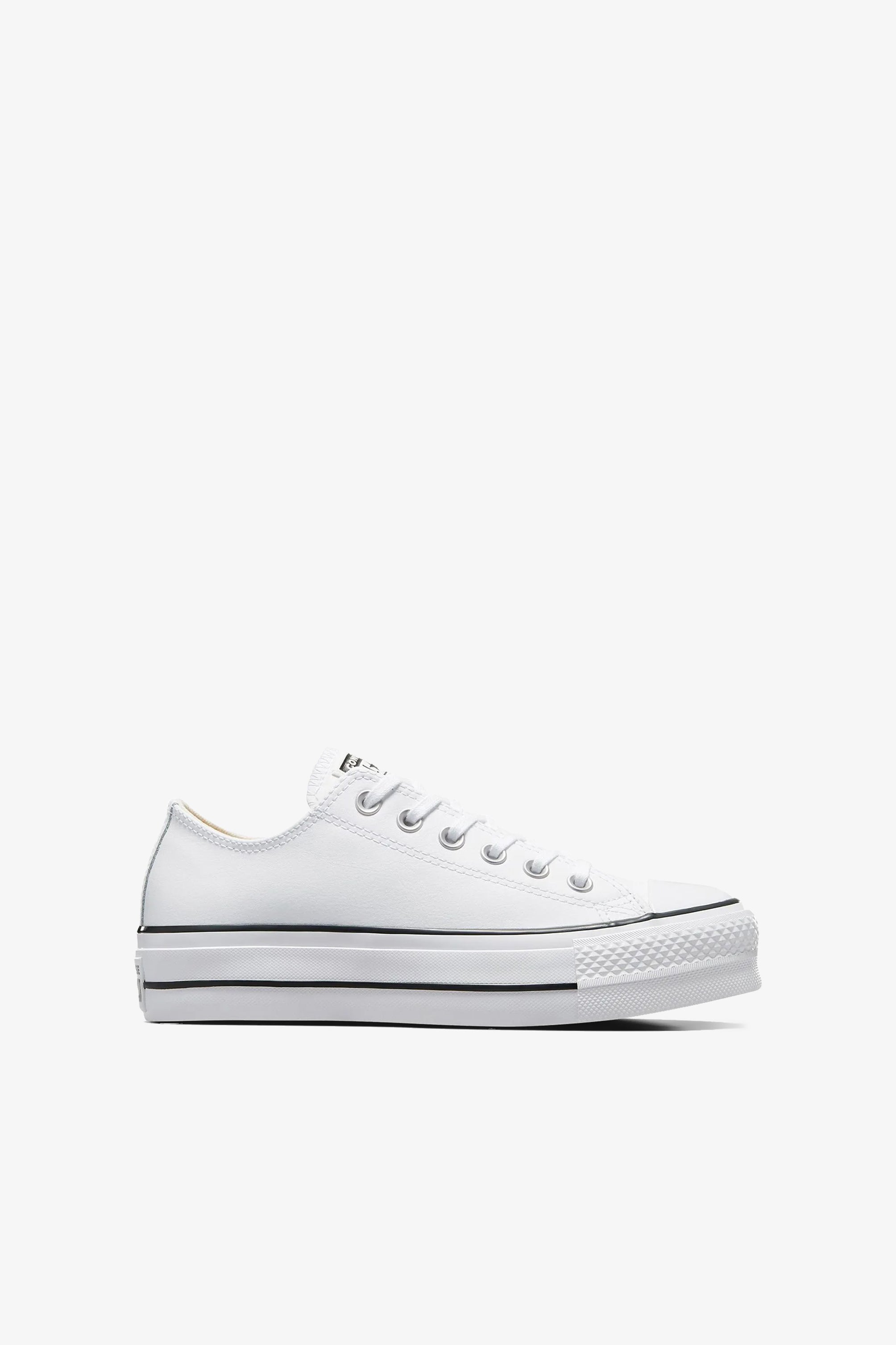 Chuck Taylor Platform Leather Low Tops in White CONVERSE