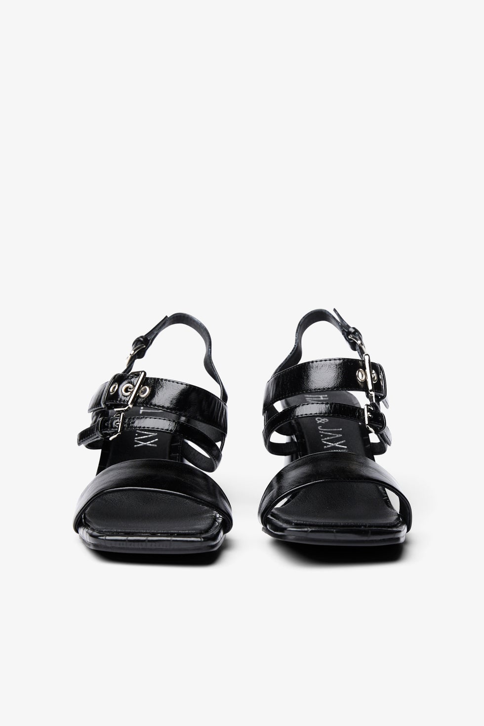Cosmopolitan Heel in Black