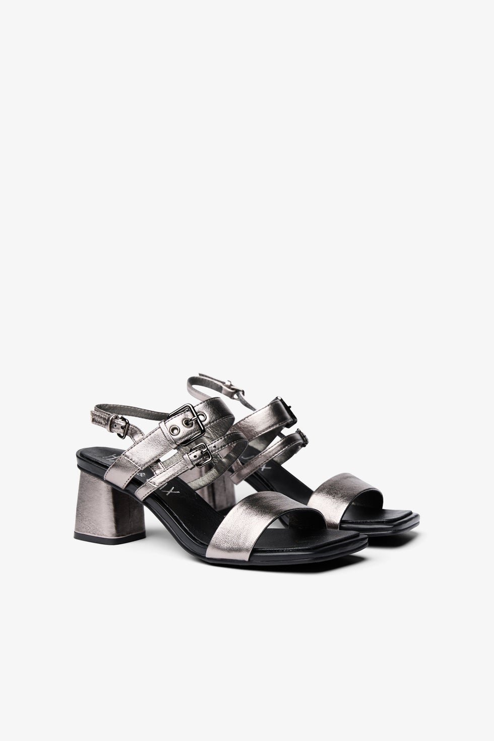 Cosmopolitan Heel in Metallic