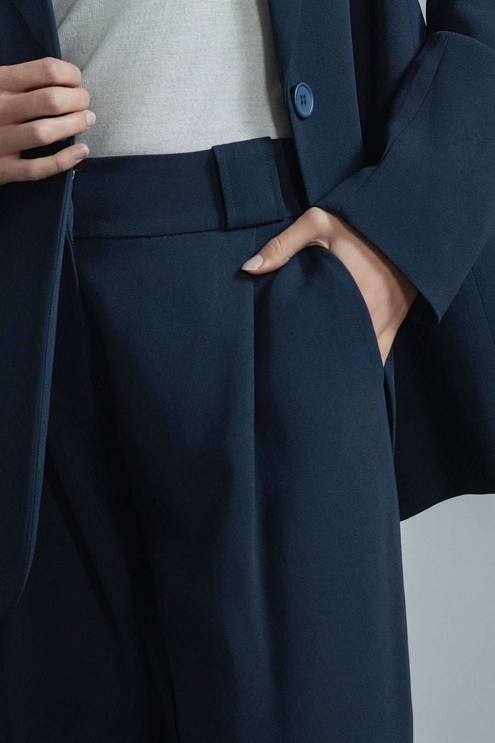 Devon Wide Leg Pant in Blue