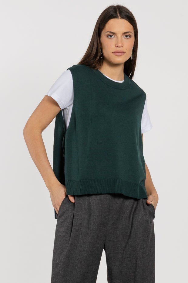 Eden Knitted Side Tie Gilet in Green