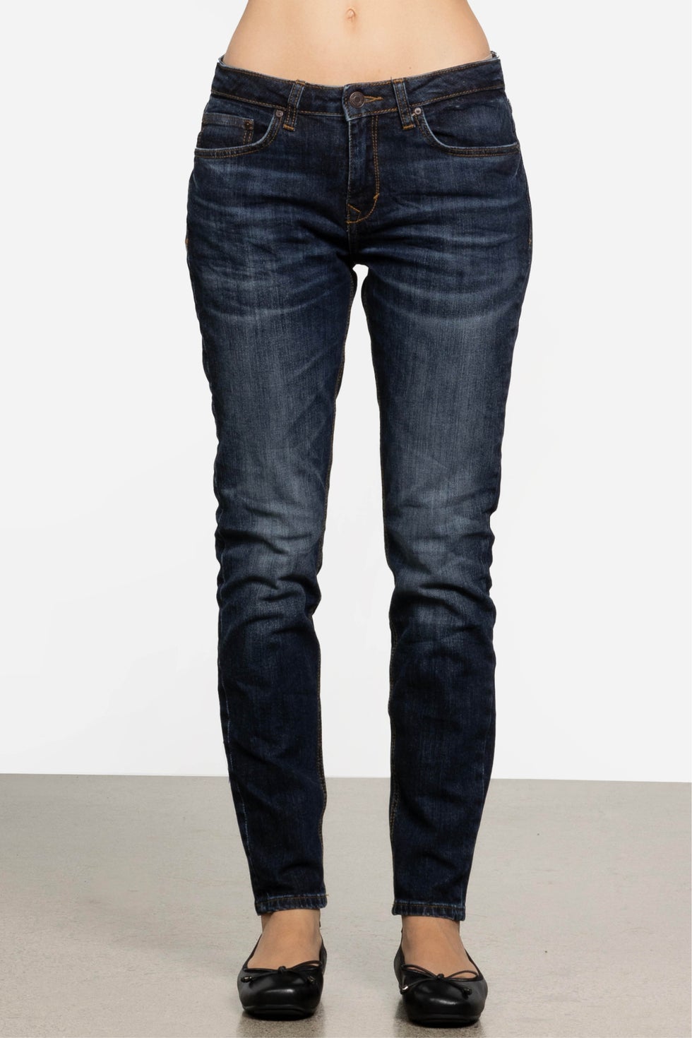 Eliana Slim Boyfriend Jean in Blue