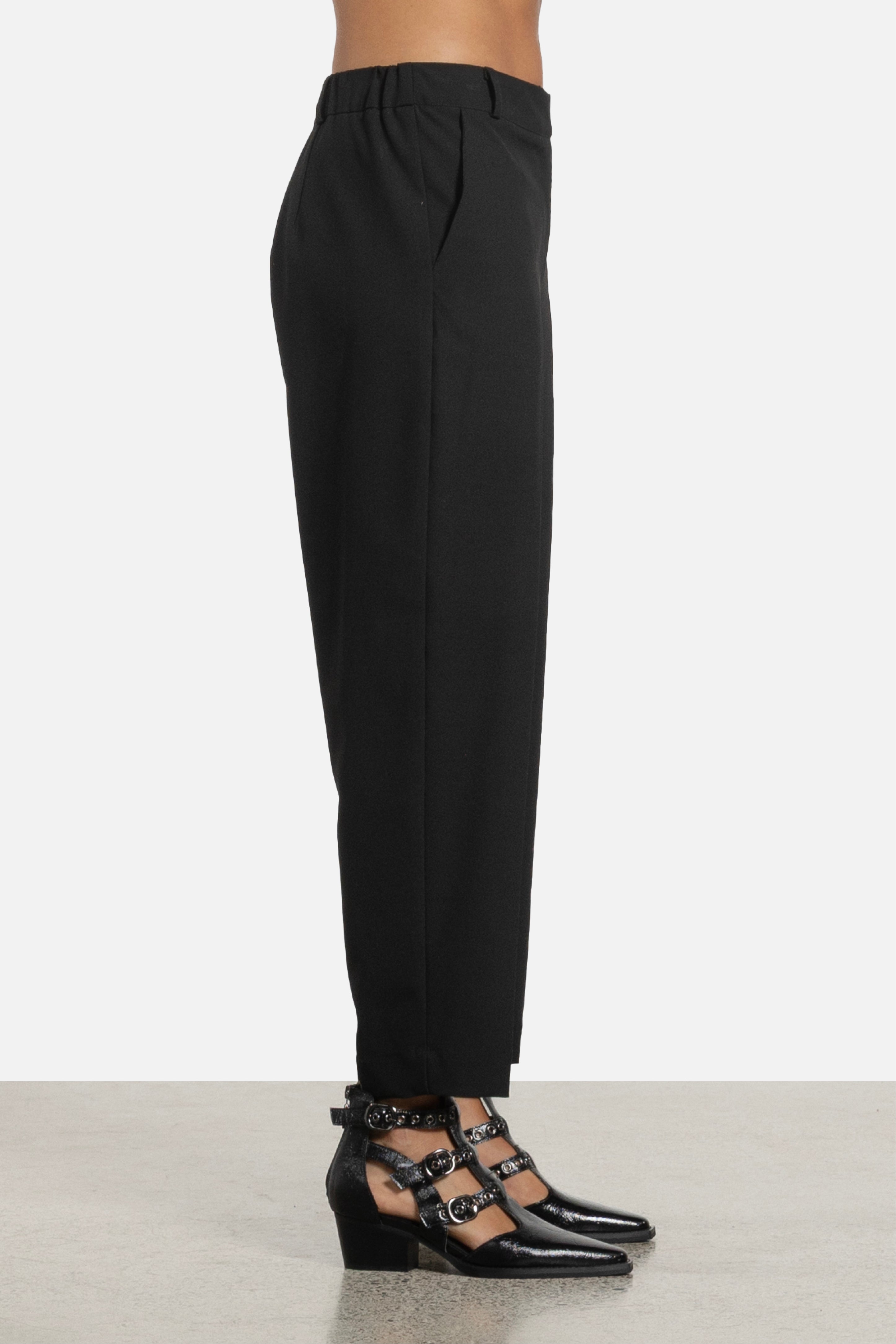 Elise Tapered Cropped Pant in Black Repertoire - Main Image