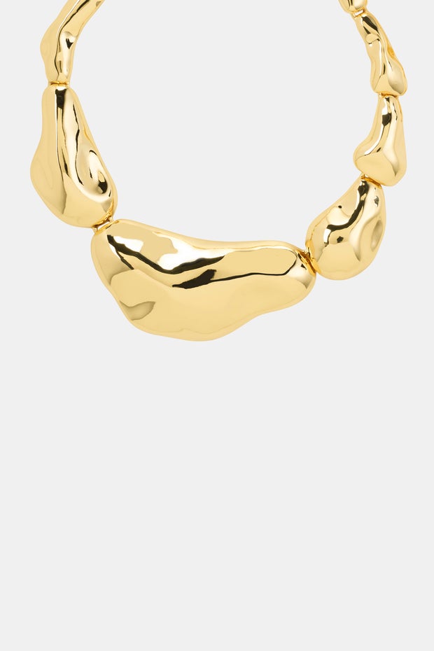Free Statement Necklace in Metallic