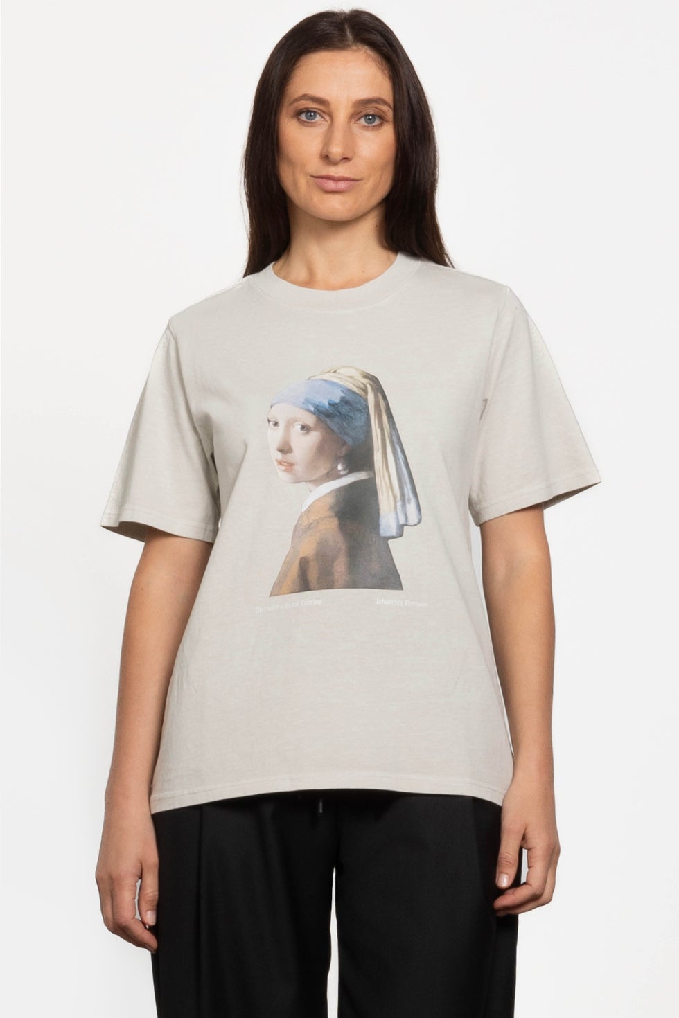 Girl With The Pearl Tee in Neutral