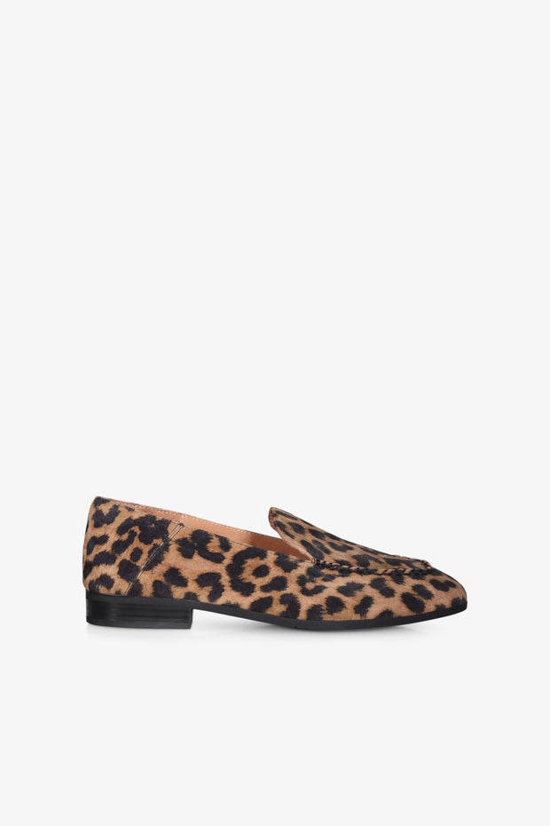Greer Simple Loafer in Animal Print