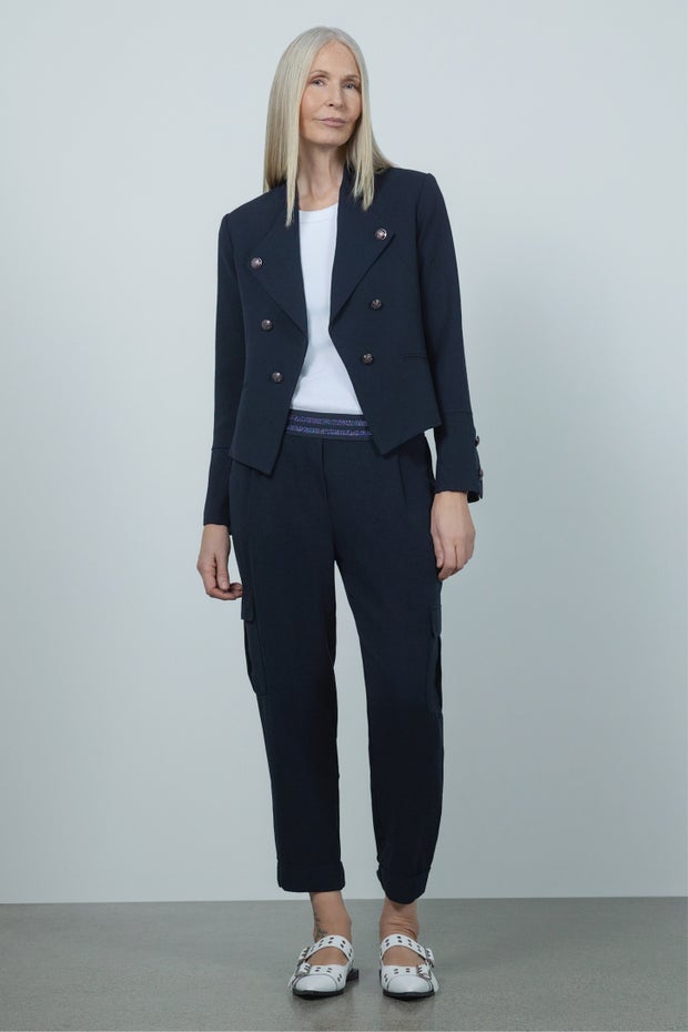 Hugh Cropped Cargo Pant in Blue