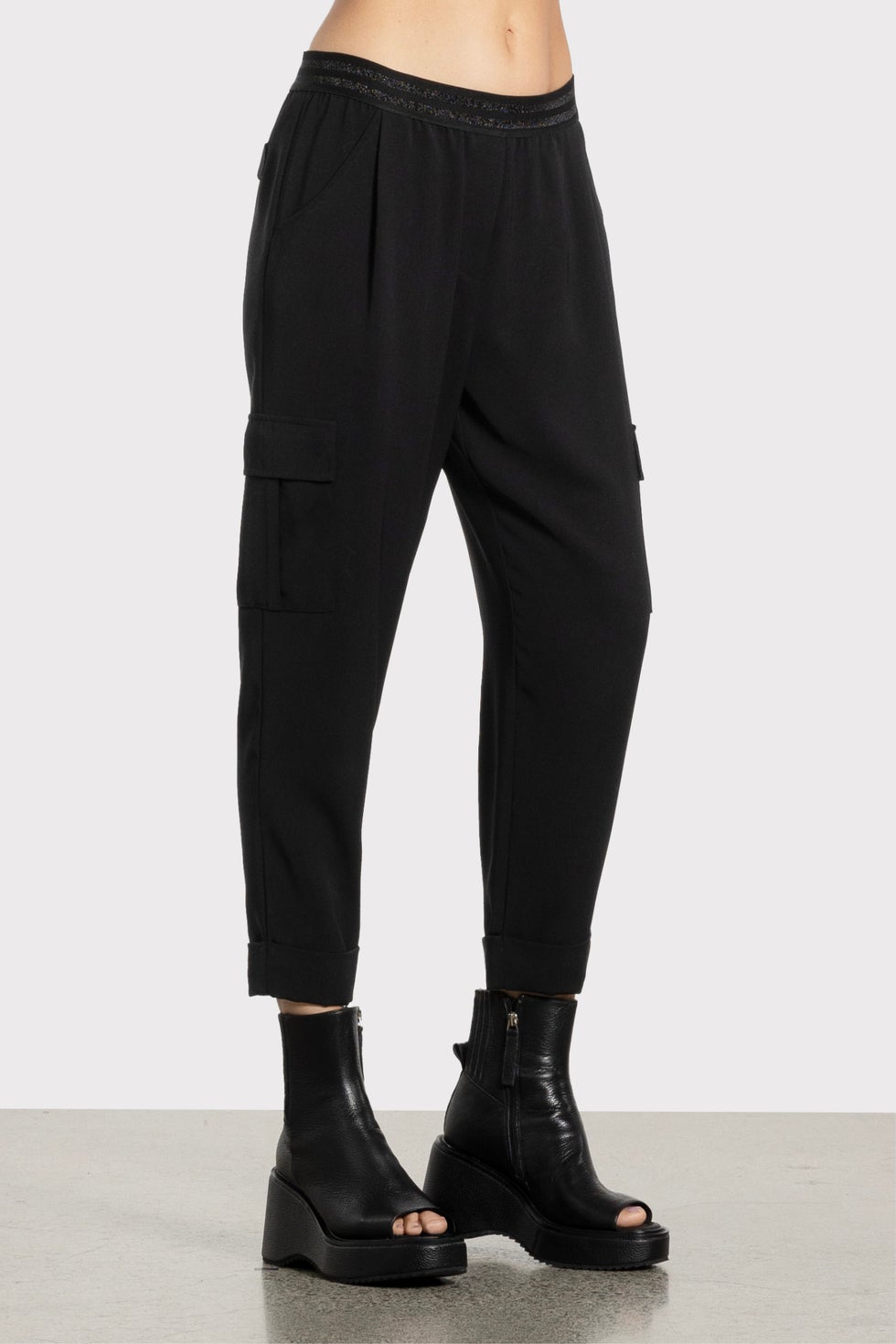 Hugo Cropped Cargo Pant in Black