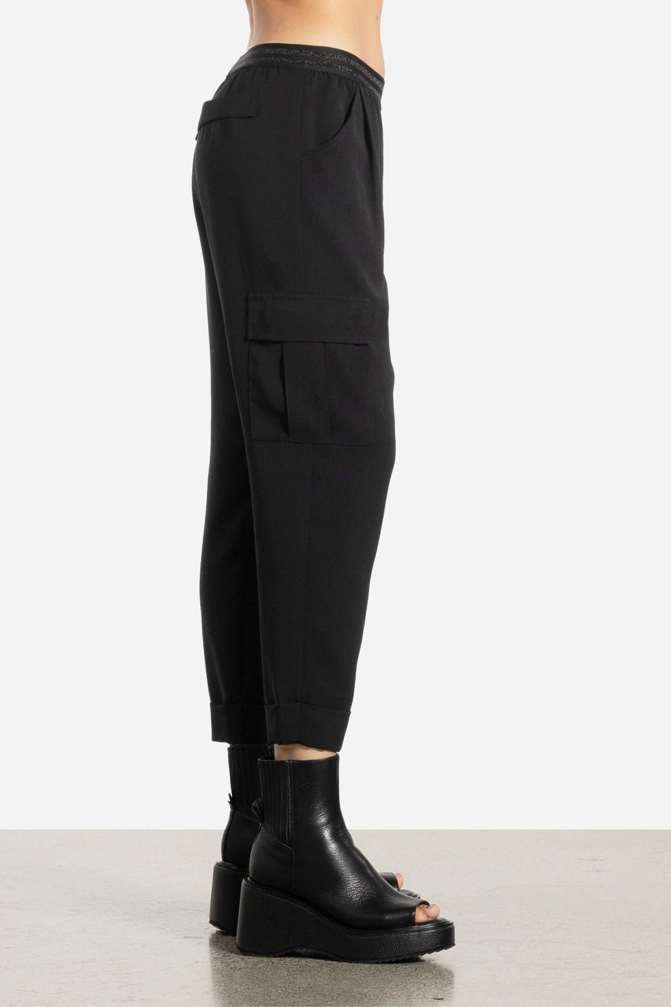 Hugo Cropped Cargo Pant in Black