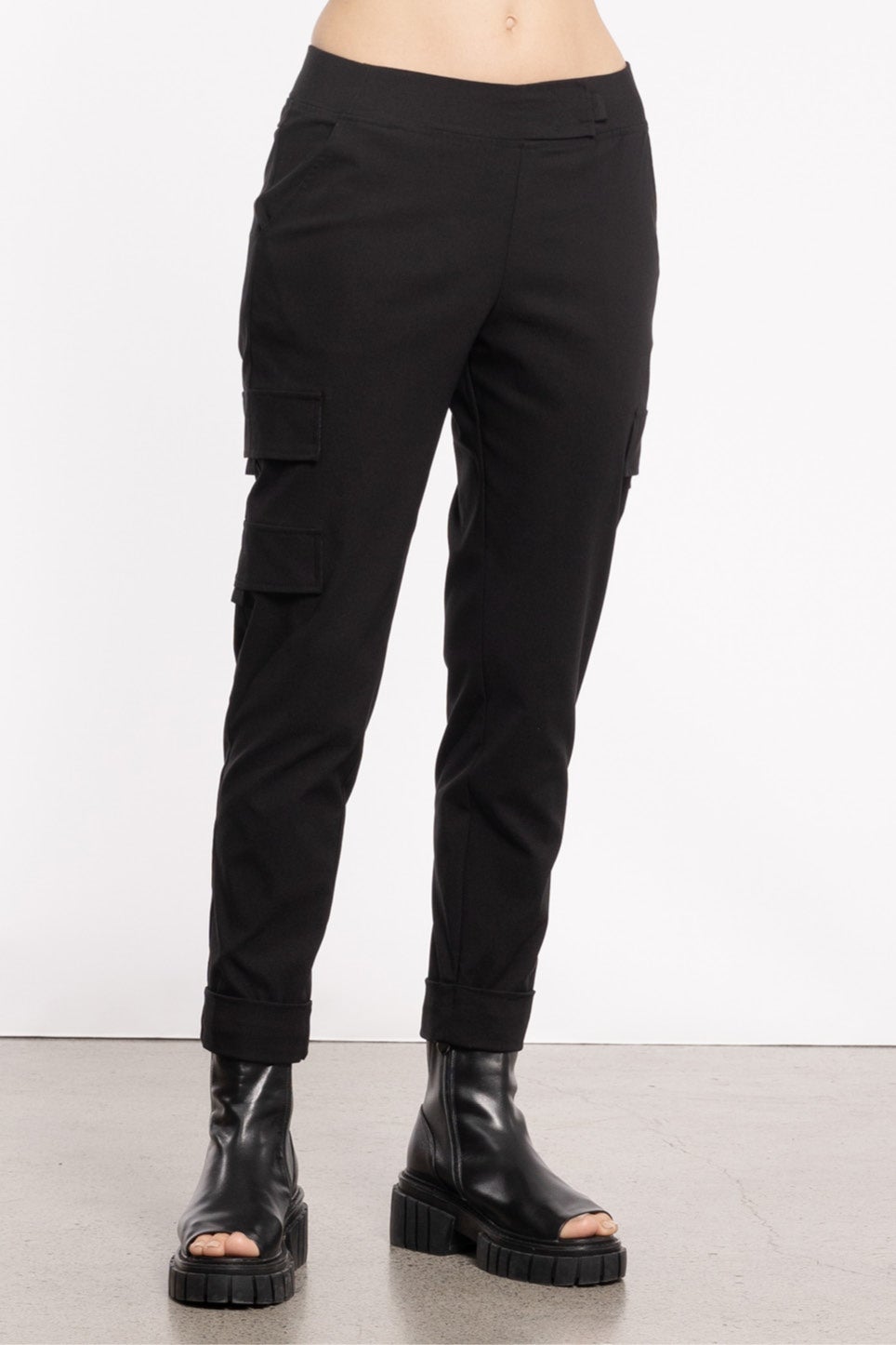 Jake Cargo Pant in Black