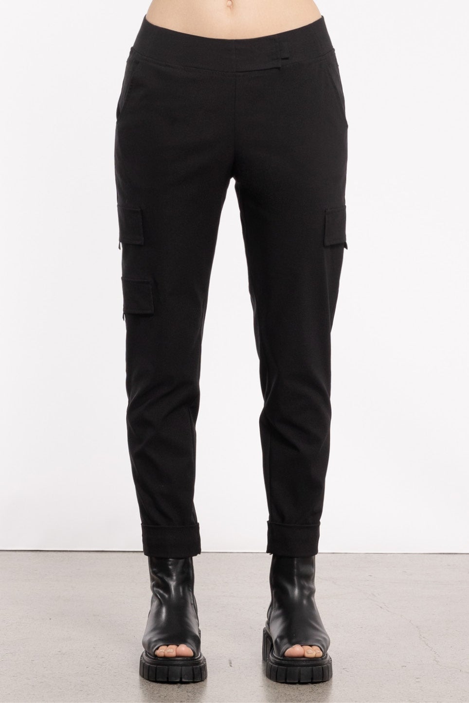 Jake Cargo Pant in Black