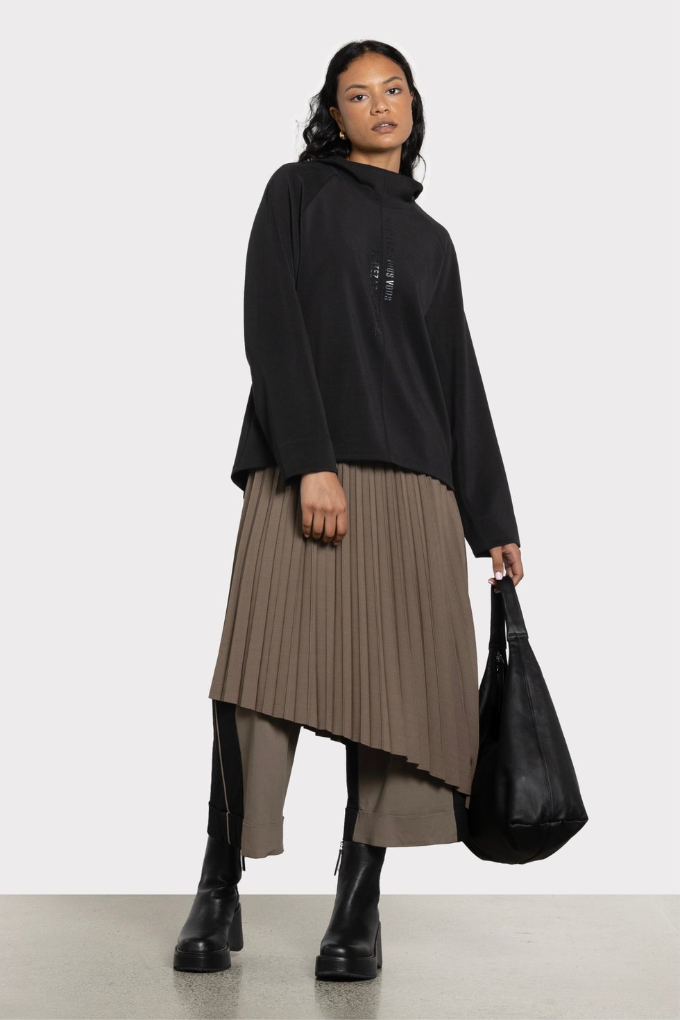 Kayla Asymmetric Pleated Skirt in Metallic