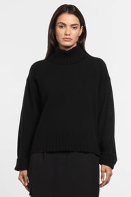 Leanne Knit Turtle-neck Jumper in Black