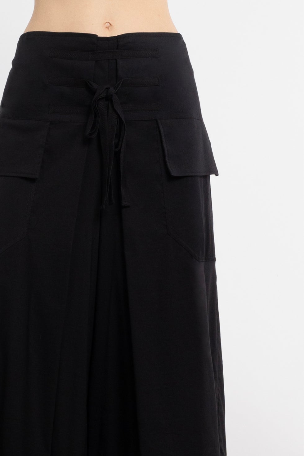 Lexi Wide Leg Cropped Pant in Black