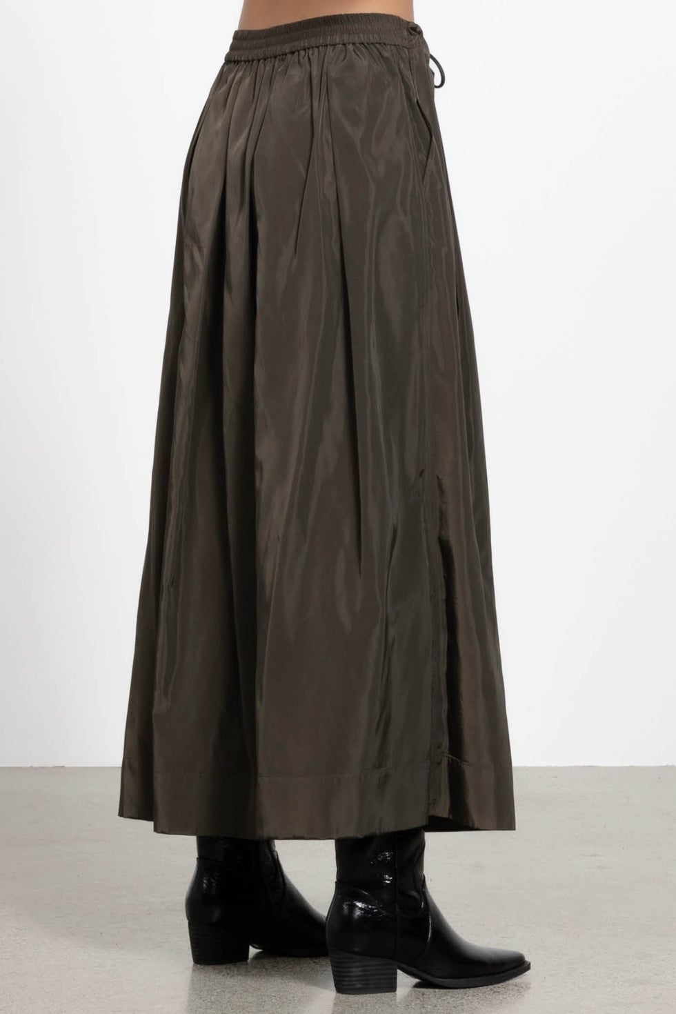 Lisbon A-line Long Skirt in Green