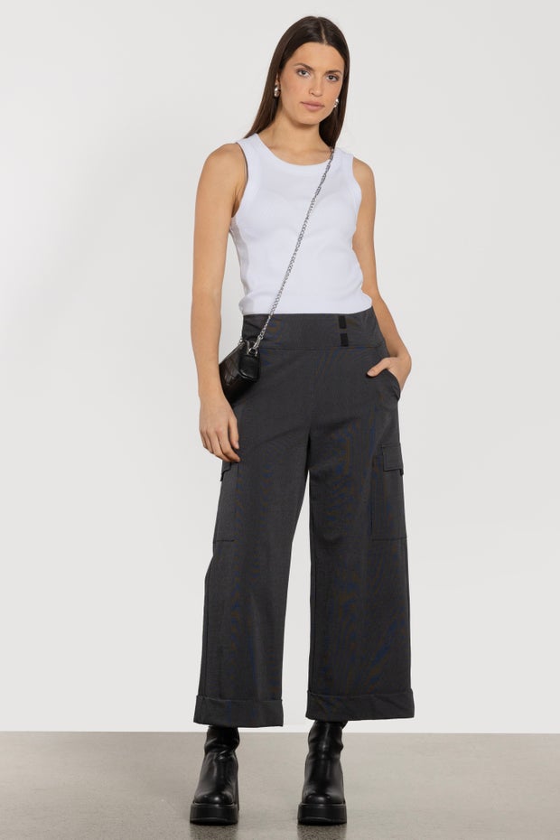 Logan Wide Leg Cropped Pant in Stripe