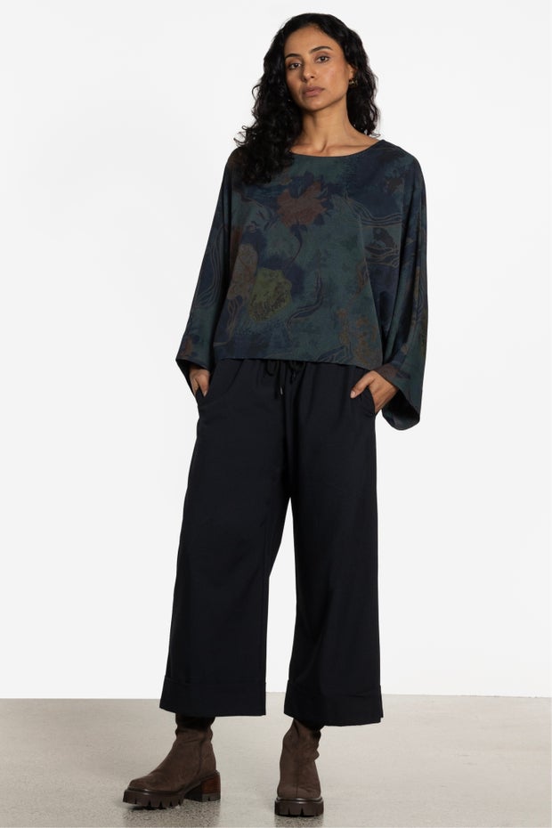 Logic Wide Leg Cropped Pant in Blue