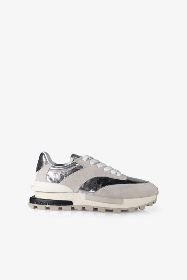 Luxe Sneaker in Metallic
