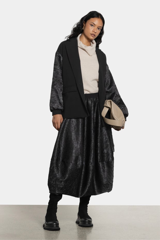 Mazdyn Lined Long Skirt in Black