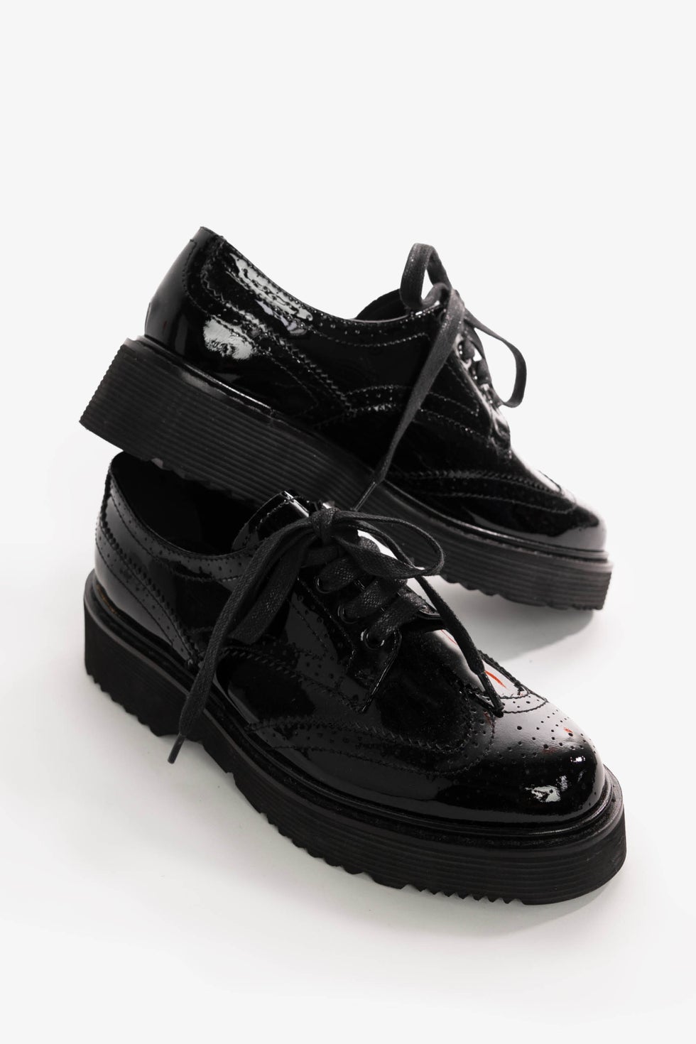 Oxford Brogue Shoe in Black
