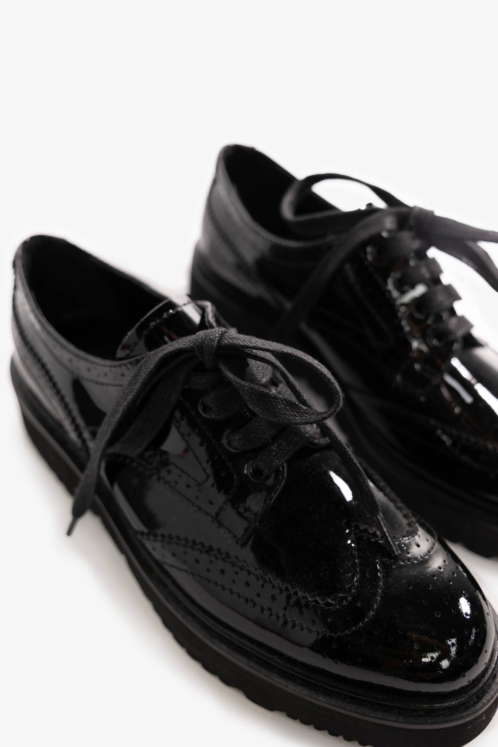 Oxford Brogue Shoe in Black