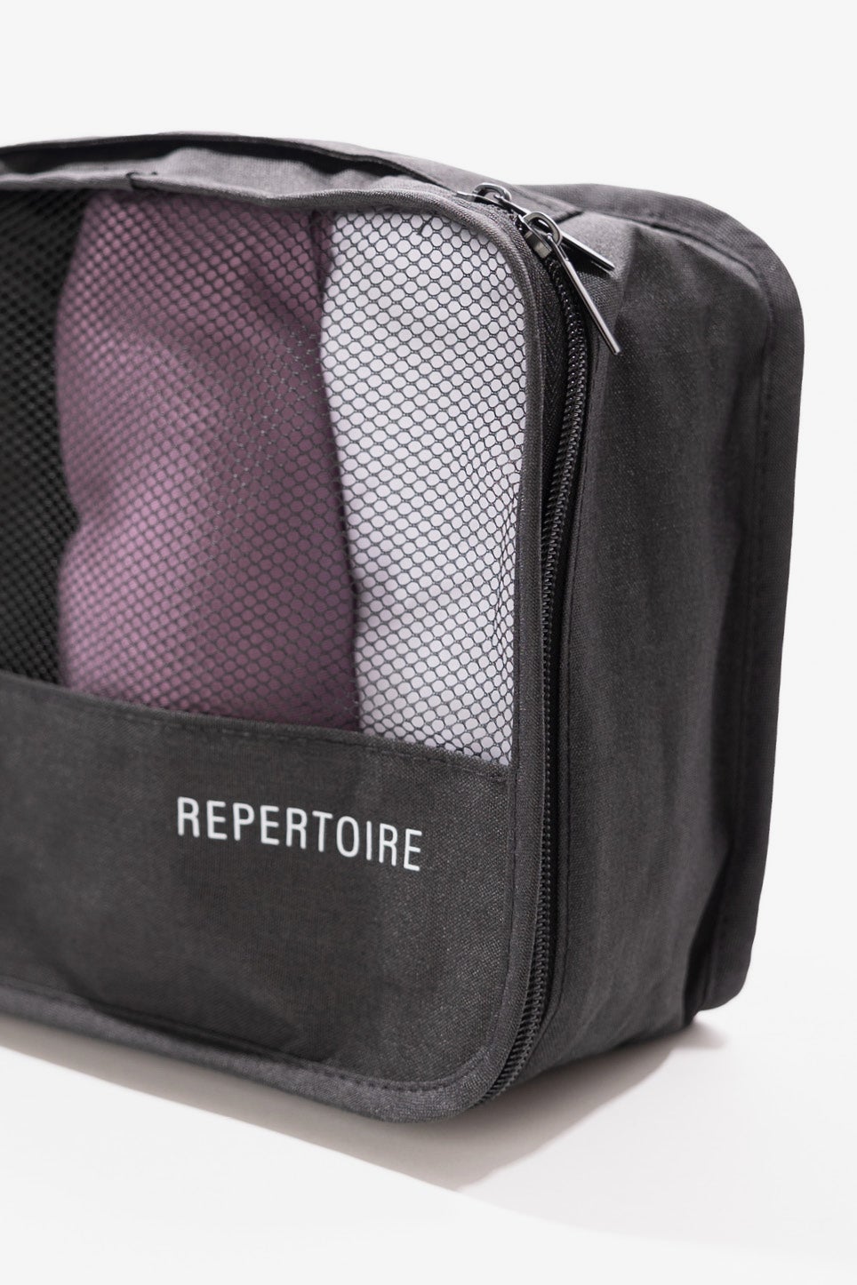 Packing Cubes in Black