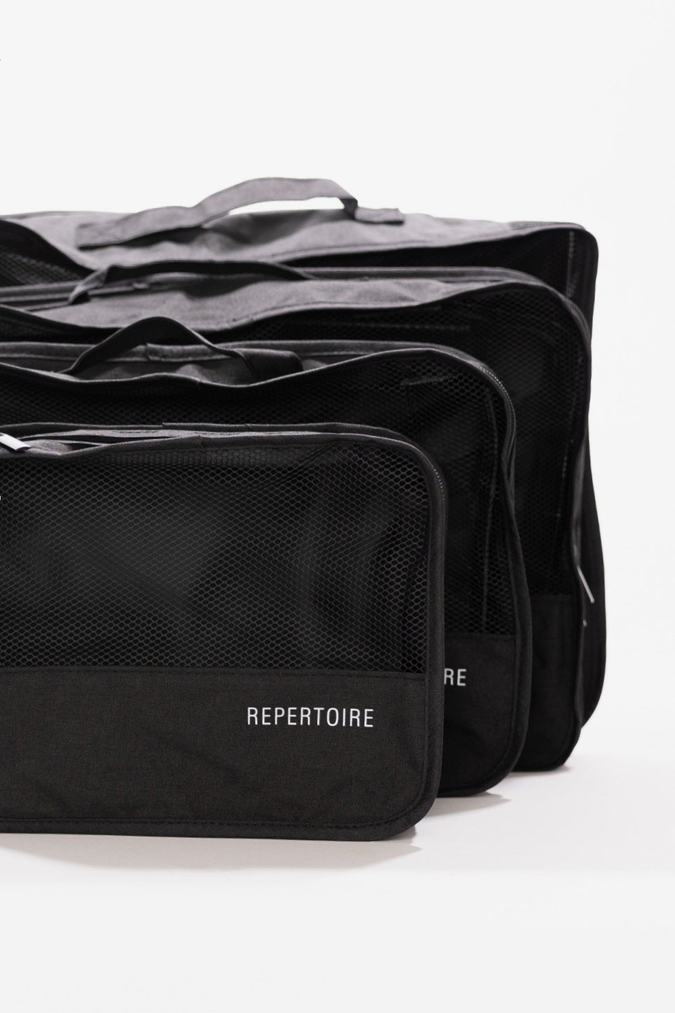 Packing Cubes in Black