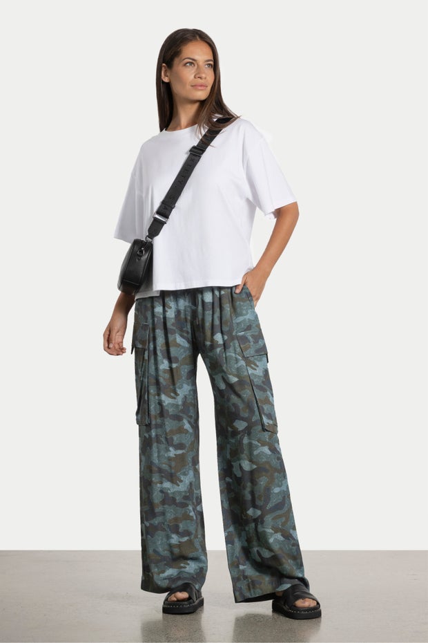 Republic Print Wide Leg Cargo Pant in Print