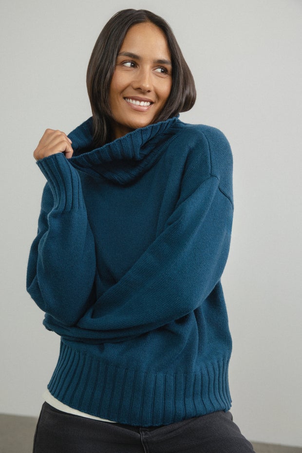 Sasha Knit Turtle-neck Jumper in Blue