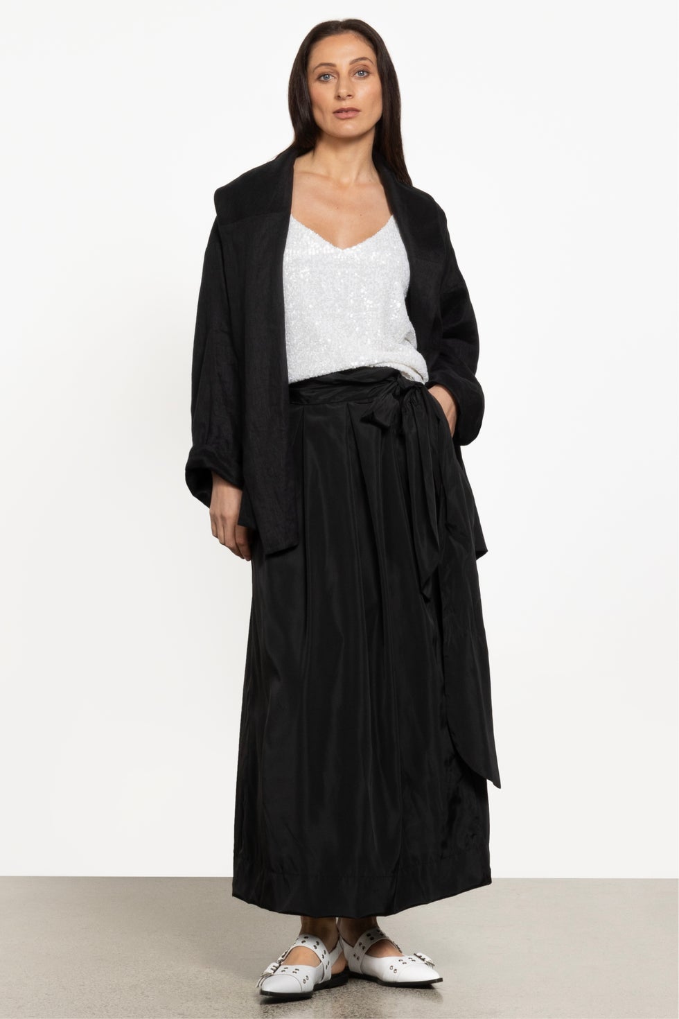 Showtime Waist Tie Long Skirt in Black