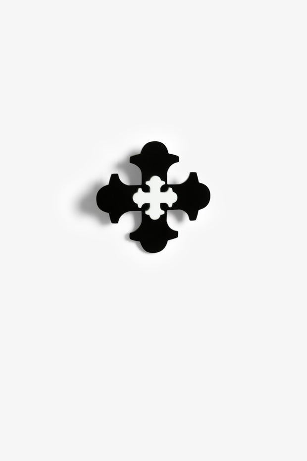 Small Botonee Cross Brooch in Black