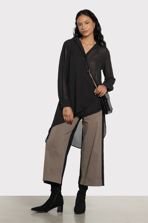 Tall Tails Long Sleeve Asymmetric Shirt in Black
