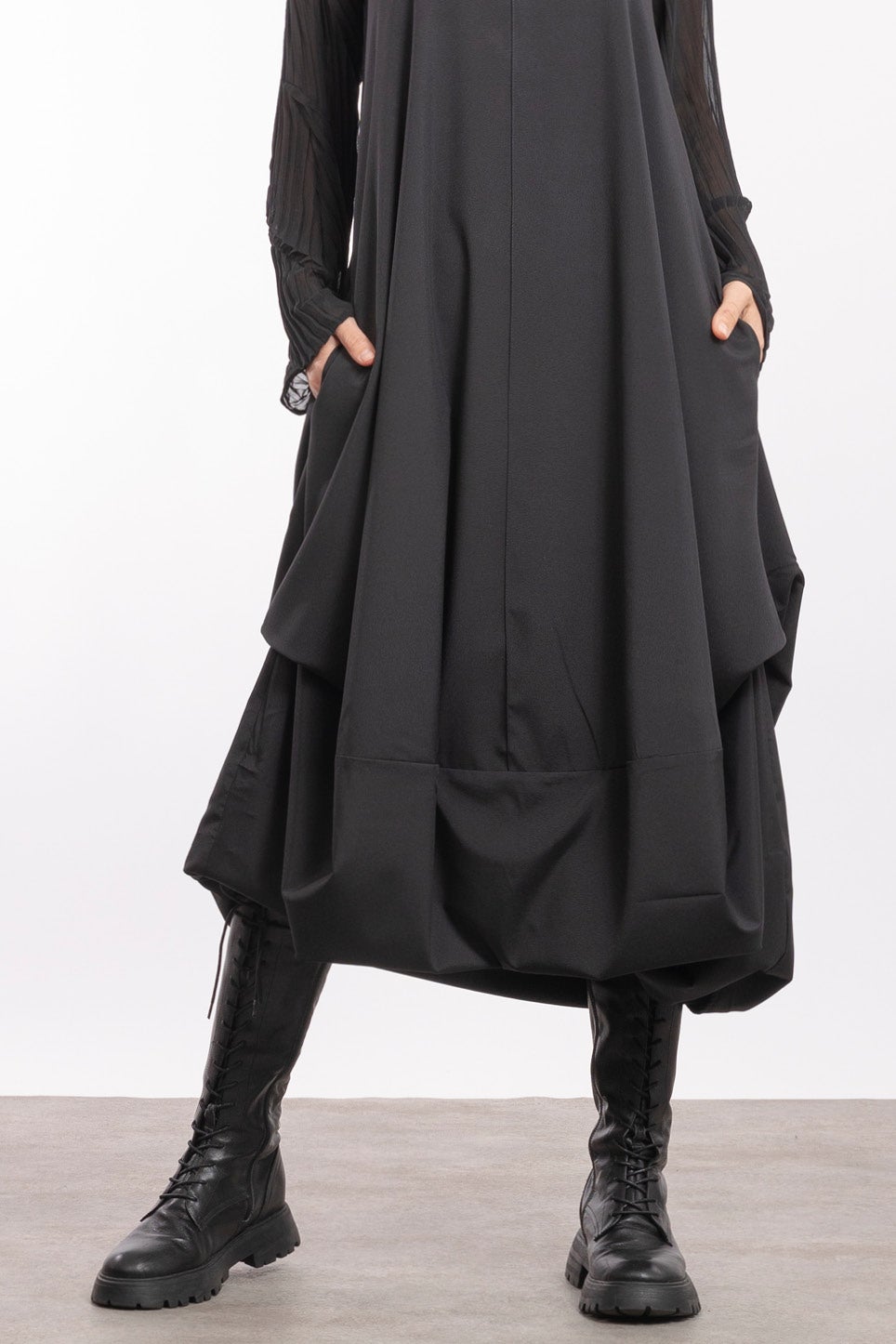 Theo Dress in Black