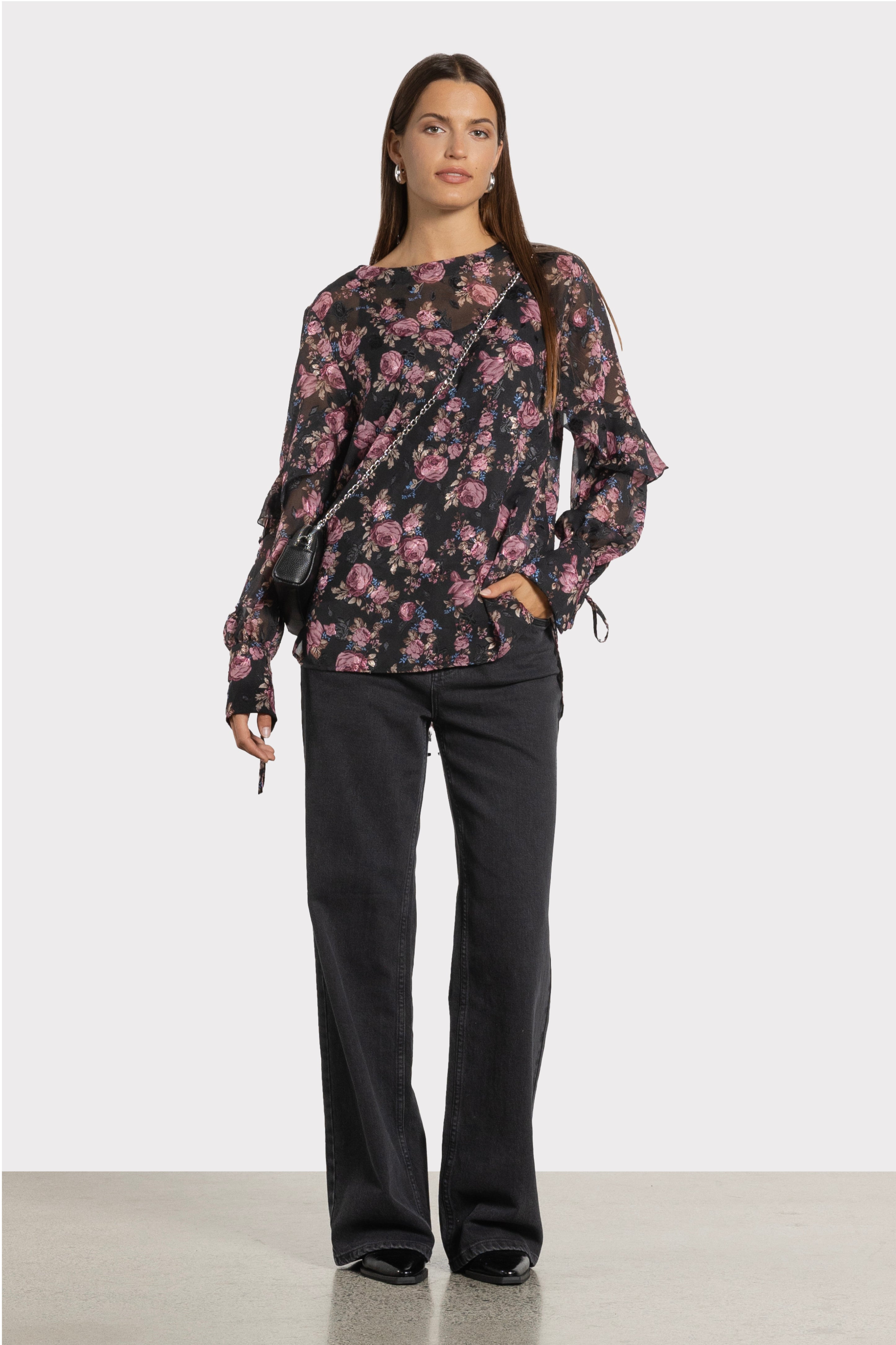 Vega Highwaist Wide Leg Jean in Black PULZ JEANS Repertoire