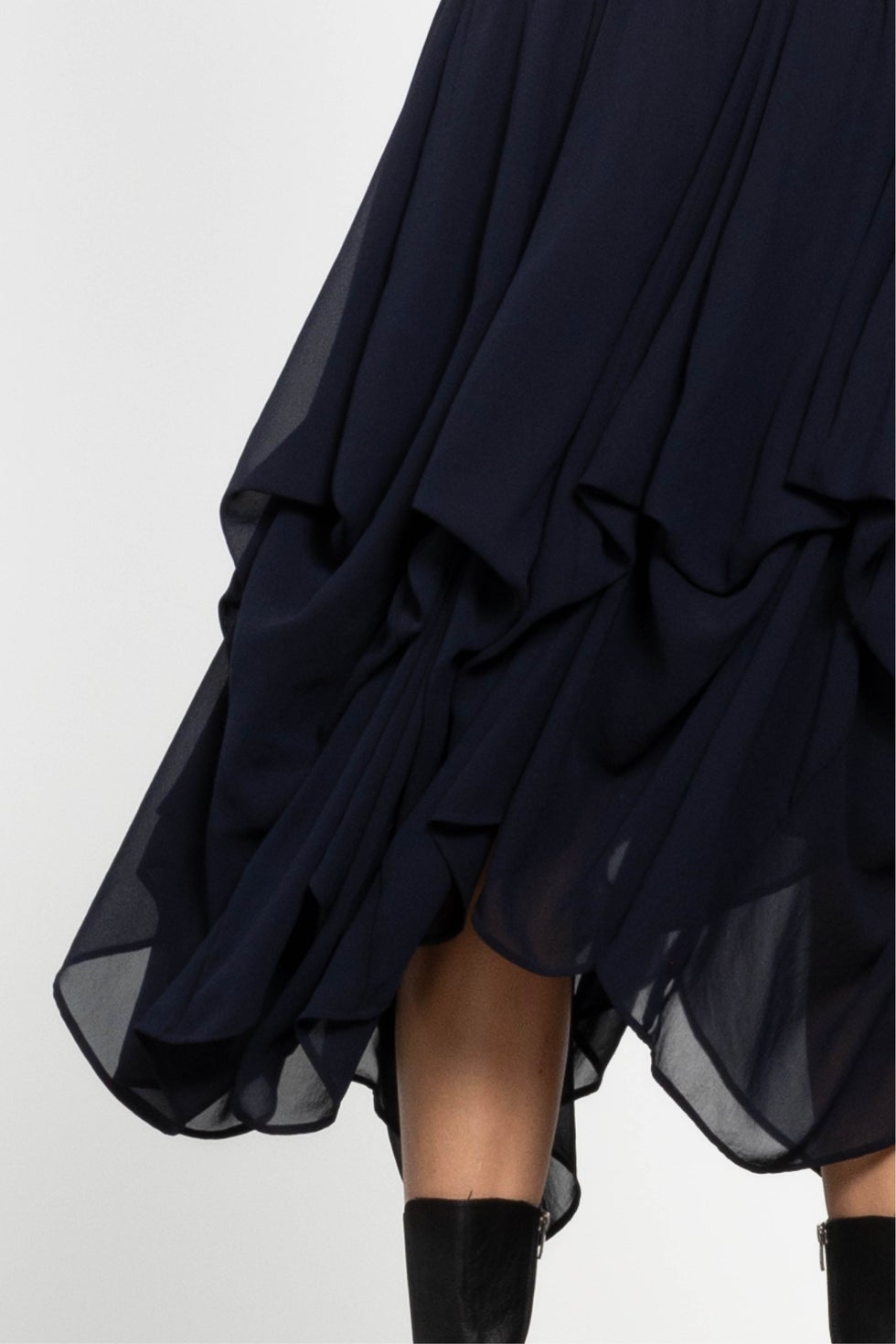 Venus Handkerchief Hem Chiffon Skirt in Blue