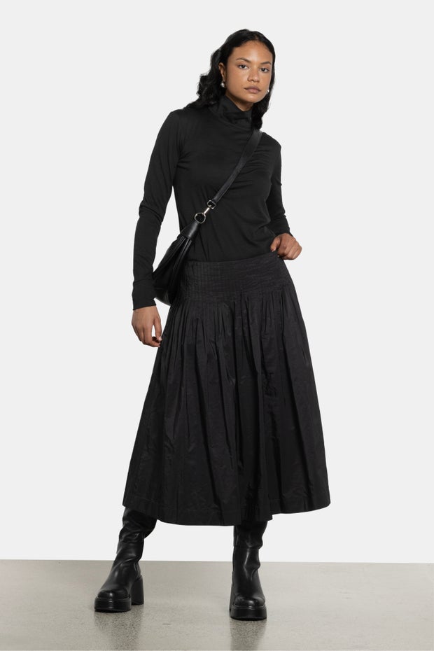 Vivo Merino Long Sleeve Top in Black